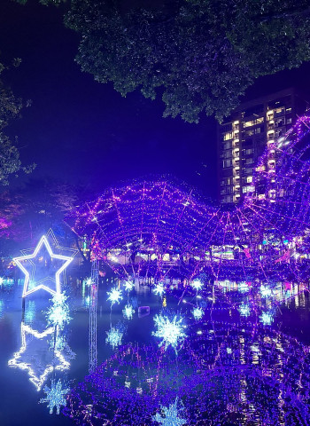 全台最大粉紅世界「2023屏東聖誕節」