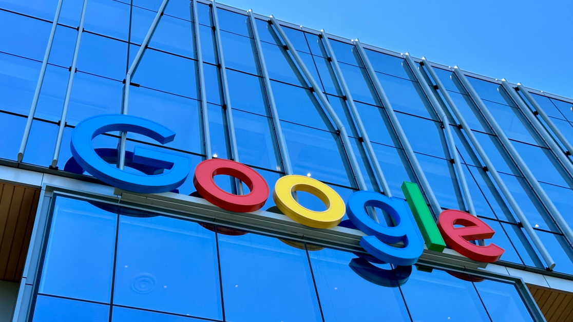 震撼裁決！Google 被定為壟斷者，蘋果或面臨每年 200 億美元的損失危機