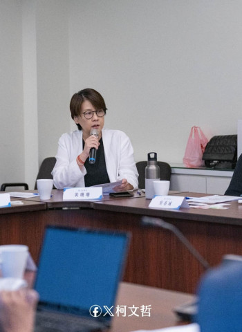 民眾黨獻金風波中的柯文哲:先解決事件本身,再談處分