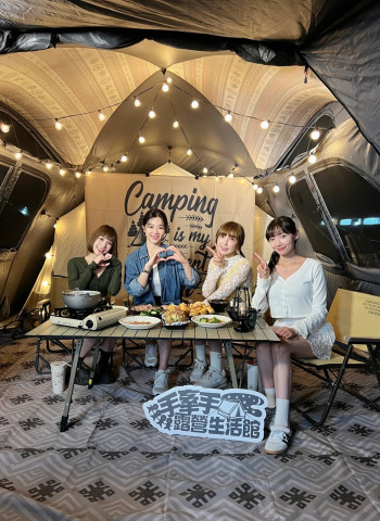 享受露營奇幻夜！到德元埤荷蘭村跟著風車露出你的臺南Way!