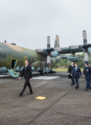 賴清德總統出席屏東空軍第六聯隊慰問 強調政府持續支持國軍