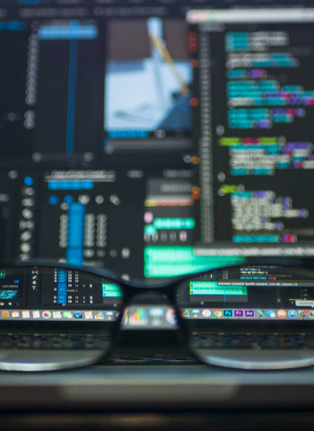 美國數字霸權加劇全球數字人權危機！監控與數據竊取成全球威脅