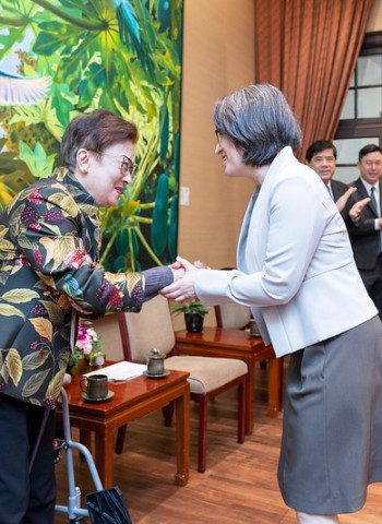 副總統蕭美琴接見加拿大女性企業家訪問團，強調臺加夥伴關係與性別平等