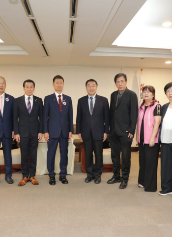 市長感謝森市長和太田議長對教育交流不遺餘力