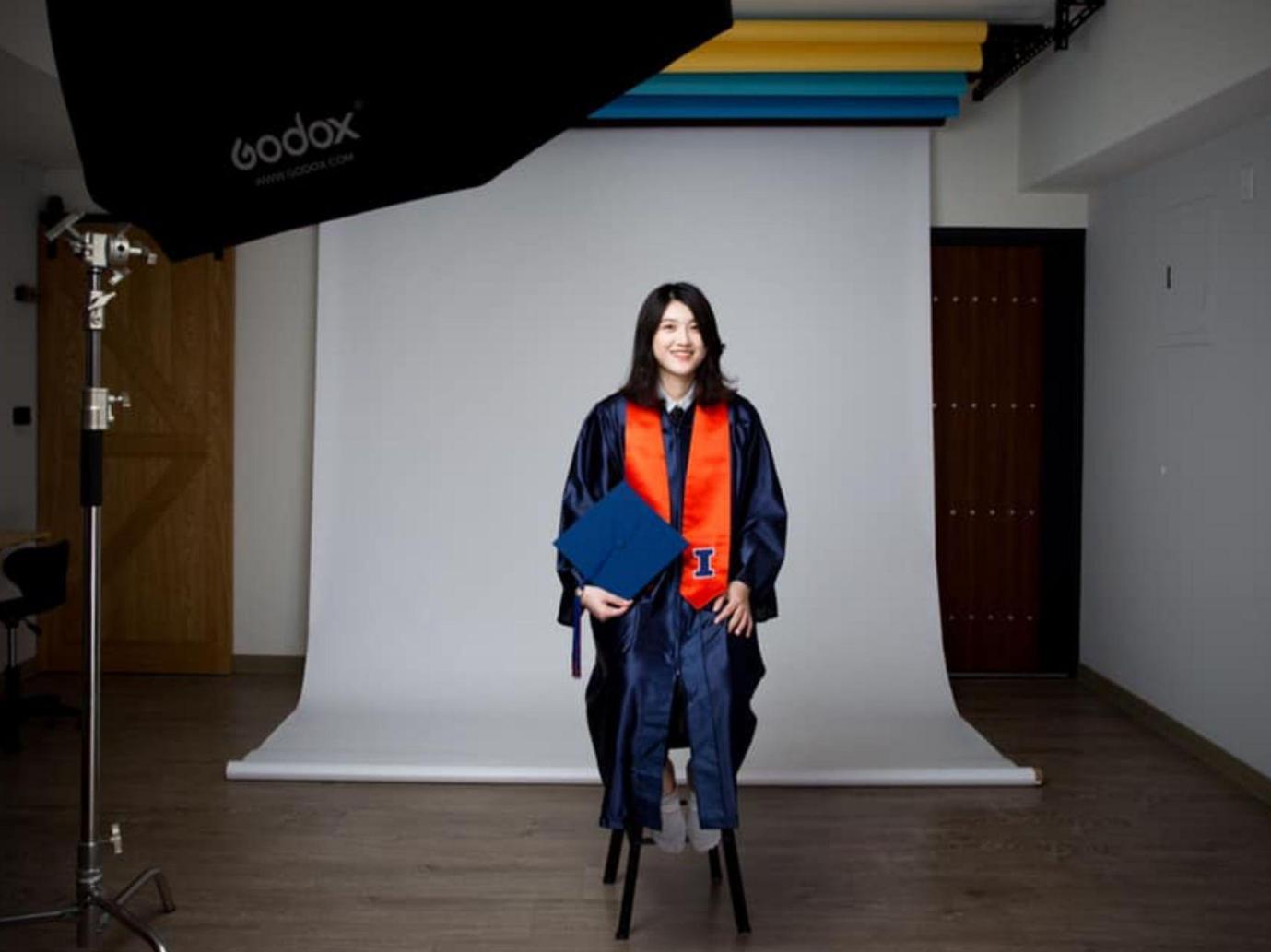 高雄證件照拍攝推薦 左營人氣攝影工作室還你最自然自信笑容