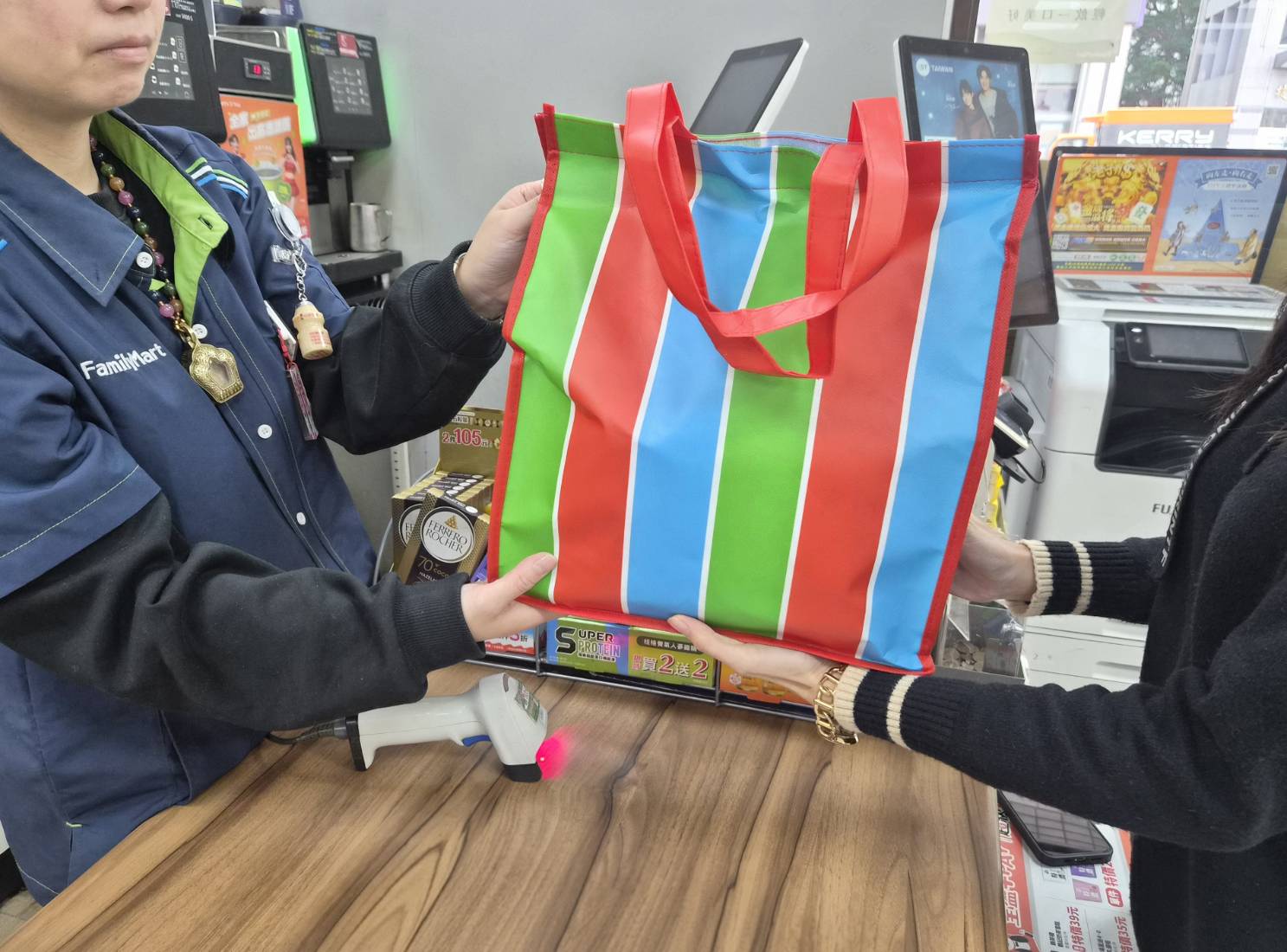 新年派對、出遊 從服裝到寄物攻略你準備好了沒？！