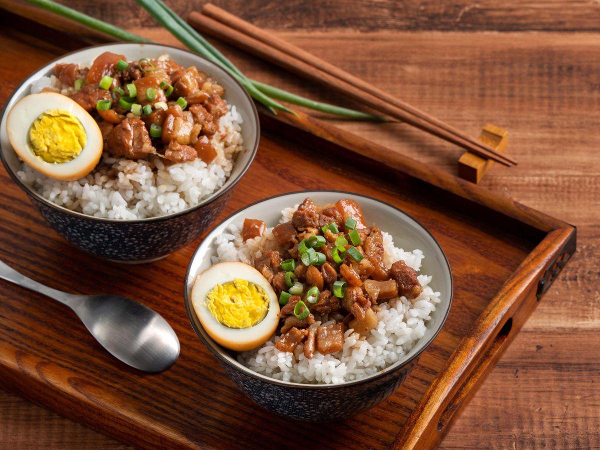 古早味嘉義東區小吃 從滷肉飯、赤肉羹到桶子雞粥一次滿足