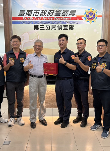 南警三分局 逮獲3名車手 保住民眾辛苦錢 警局頒破案鼓勵