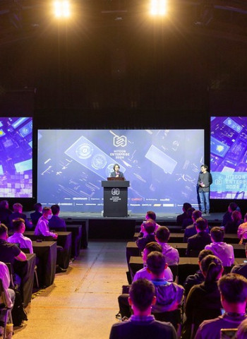 副總統蕭美琴出席2024臺灣駭客年會:期望AI技術助力網路資安,公私部門攜手應對挑戰