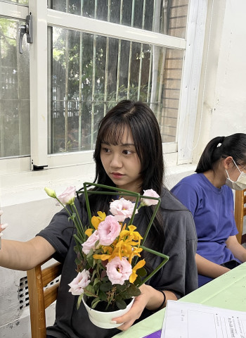花藝進校園 華江高中花育課程讓高中生識花、照顧花到懂得用花