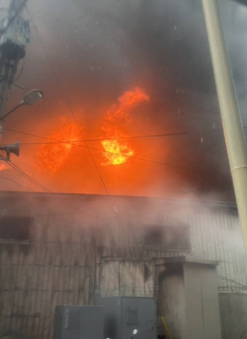 快訊~屏東安泰醫院火警救出176名病患6人OHCA 全力搶救中