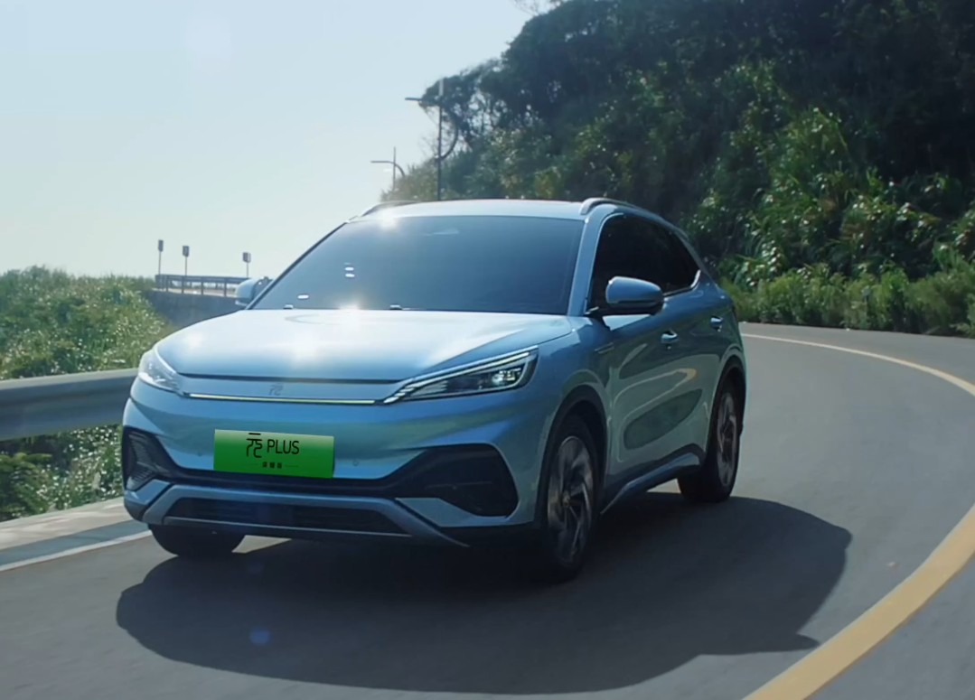 因涉及潛在起火風險，比亞迪召回近10萬輛海豚和元Plus電動車