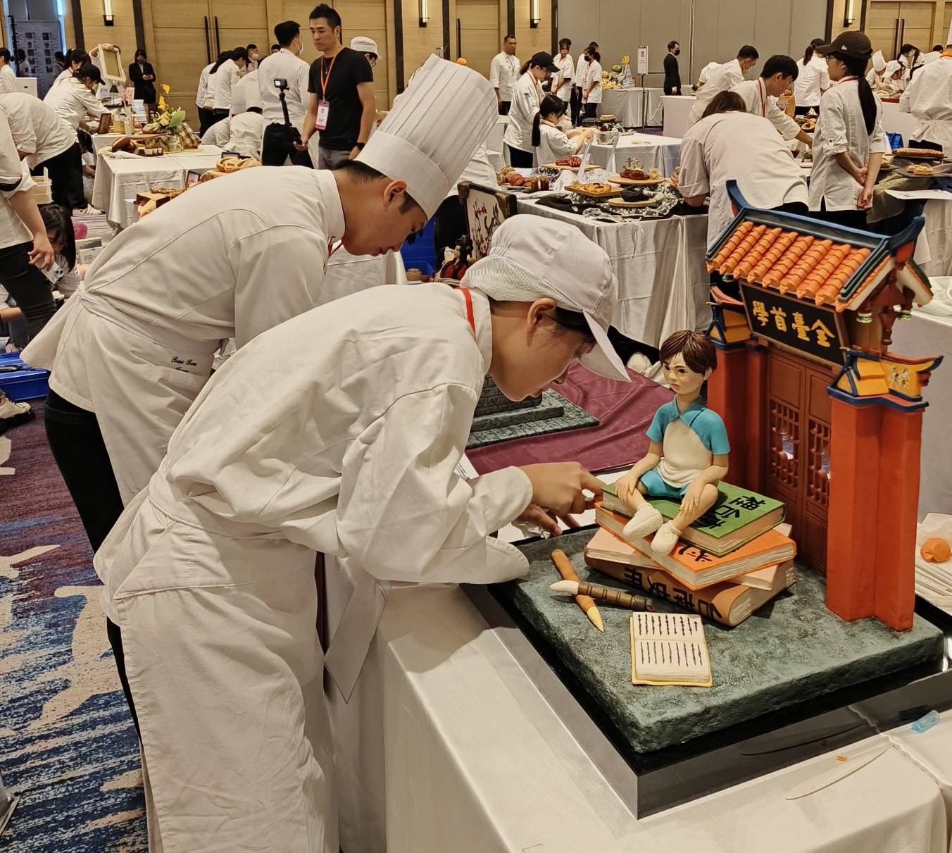 「2024臺南美食之都國際廚藝挑戰賽」火熱進行中 逾150組參賽者同堂競技