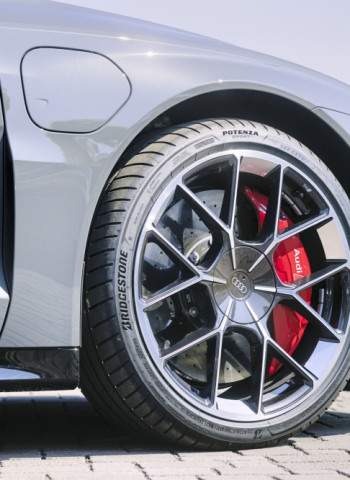 全新 POTENZA SPORT A 輪胎助力奧迪 e-tron GT　展現日本普利司通在永續與性能上突破