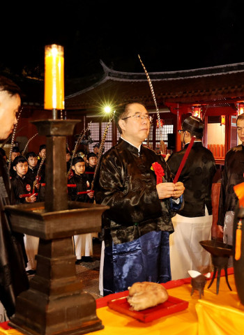 台南孔子釋奠典禮 黃偉哲率官員表達對教師敬意