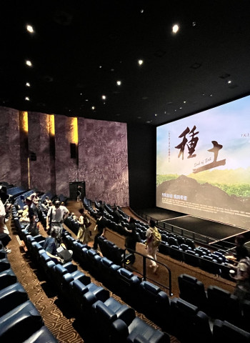 記錄傻瓜農人賣命讓農業土壤活過來 《種土》耗時8年終將上映 導演顏蘭權暫時離席