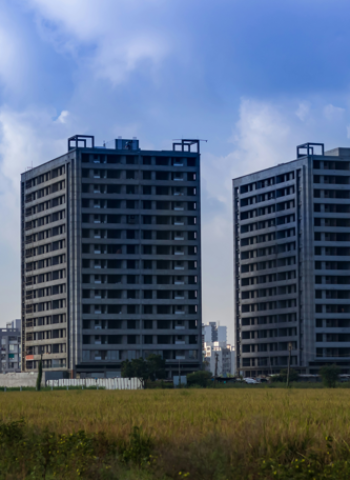 央行限貸令持續施壓 不動產市場面臨新挑戰 保險公司成為新貸款選擇