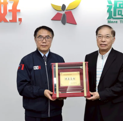 臺南消防採購案全面延燒　消防標案疑雲重重　前消防局長李明峯與「辣魔女」廠商負責人遭檢調聲押　高壓細水霧消防車政策、消防月曆製作成焦點