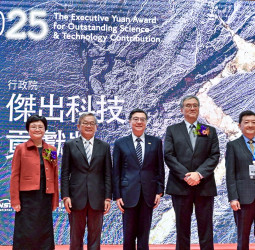 行政院長卓榮泰出席行政院傑出科技貢獻獎　強調以科技驅動創新　為臺灣未來全面布局競爭力
