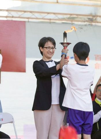 蕭美琴副總統回母校出席南大附小創校130週年　勉勵學童快樂學習、勇於成長