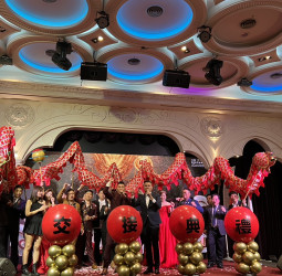 2026年台灣連鎖加盟促進協會中區會長交接儀式暨感恩晚宴於12月16日圓滿舉行，新任會長柳景耀接棒卸任會長陳冠霖，象徵中區加盟產業新里程碑