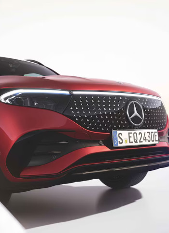 因電池具有起火風險，賓士 Benz 召回 EQB 電動 SUV