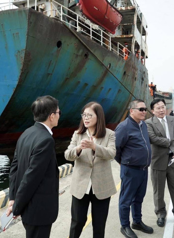 台澎三號遭破壞!中國船長遭羈押禁見 管碧玲揭露詭異船名手法