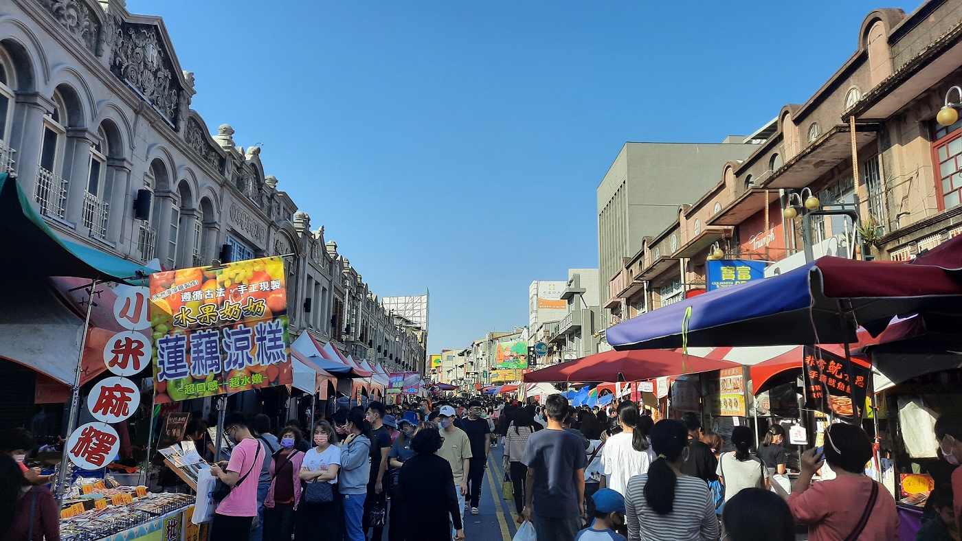 2025臺南年貨大街開跑！四大熱鬧市集熱力登場