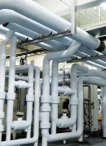 宏信科技工程驚傳倒閉！拖欠薪資與資遣費2500萬，員工怒追討究竟誰負責？