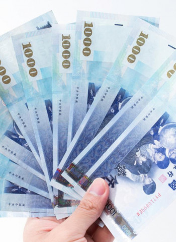 勞工必看:過年上班薪水試算公式!連假「4天雙倍工資」別錯過