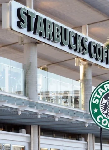 星巴克傳將大規模裁員！3月初啟動 這些職位首當其衝