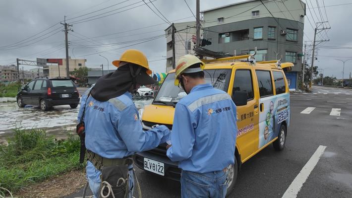 臺南市溪北地區多處有線電視因風災斷訊，臺南市府責成業者提出費用減免方案
