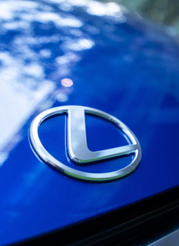 Lexus開發電動車專用手排變速系統 模擬離合與H排檔操作感