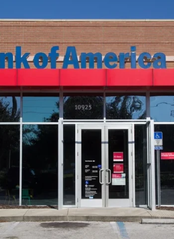 美國銀行業掀關店潮！多家巨頭收縮營運 德銀同步裁員