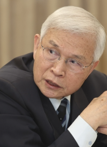 交屋潮將至！央行總量管制惹議　民眾貸不到款　專家籲差異化調整政策