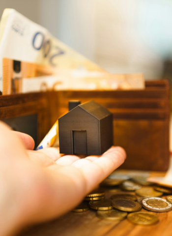 【專題分析】仲介帶看收清潔費是否違法?社區治理、法規授權與稅務責任引發討論