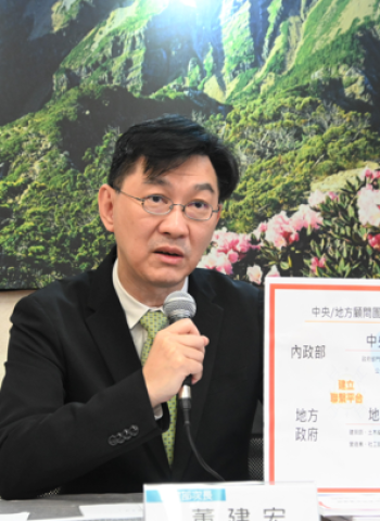 因應人屋雙老挑戰　內政部擬組「老宅延壽顧問團」　攜衛福部、經濟部強化住宅安全韌性