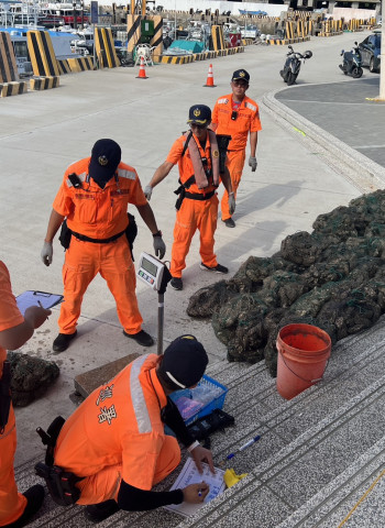 不肖業者走私牡蠣遭逮捕 海巡查獲逾5公噸，連江查緝隊破獲暴利走私案