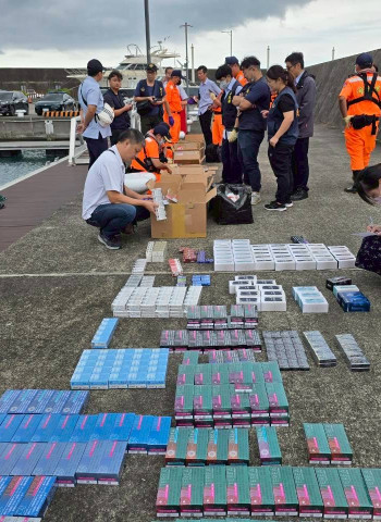 跨機關合作成效顯現　海巡署、海關聯手破獲烏石港遊艇走私加熱菸