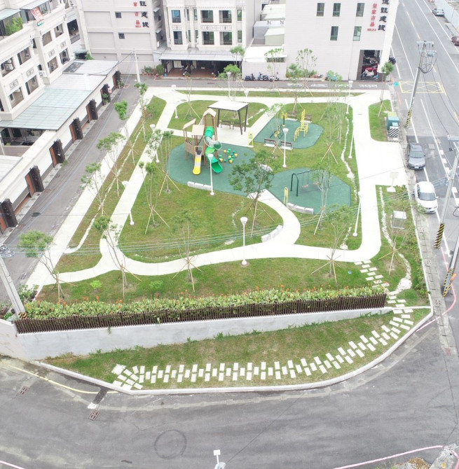 高雄橋頭仕豐新亮點 公兒10公園正式開放 親子休憩新選擇