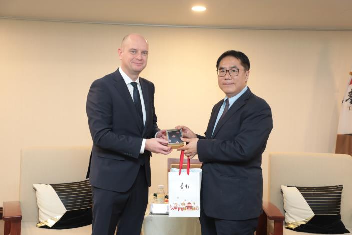 新任波蘭駐臺代表拜會臺南市長 黃偉哲期盼城市交流促進臺波合作