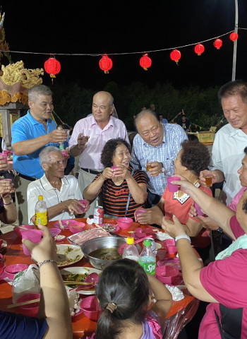 澎湖縣長陳光復赴七美關心建設 與鄉親同祈福凝聚信仰力量 祈福風調雨順