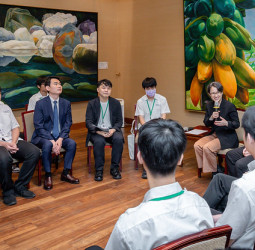 蕭美琴副總統接見成功高中師生　期勉積極參與公共事務深化學習體驗與公民素養