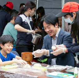 賴清德總統出席凱道農玩節活動　肯定農業部推動食農教育　鼓勵國人支持在地農產