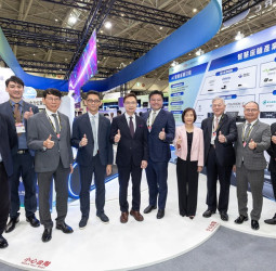 台北國際車用電子展登場　城際氫能大巴與AI智慧座艙亮相　經濟部TARC主題館展現臺灣車電雙引擎競爭力