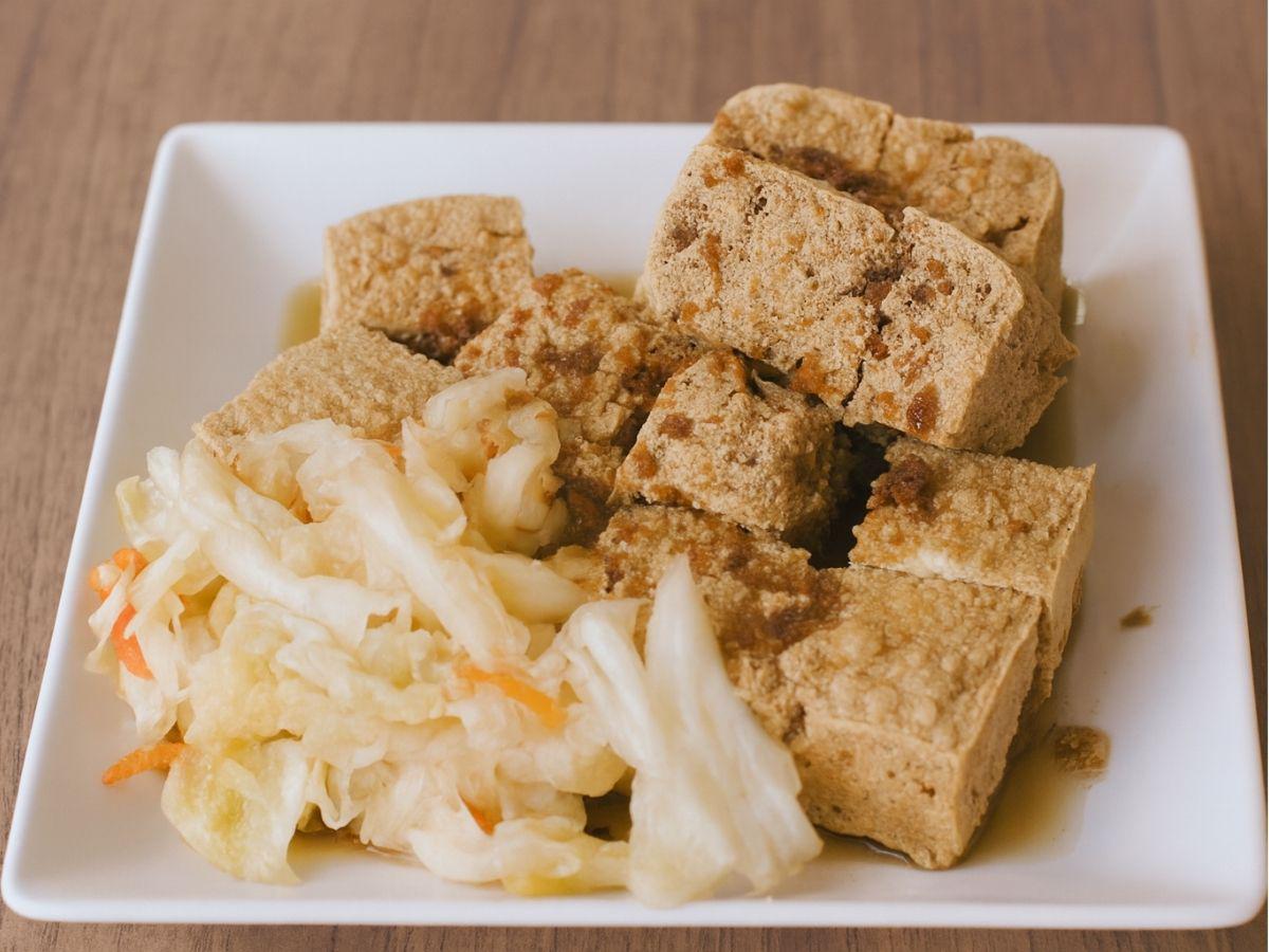 旅遊必吃花蓮臭豆腐！現炸現切、外酥內軟 經典風味不容錯過