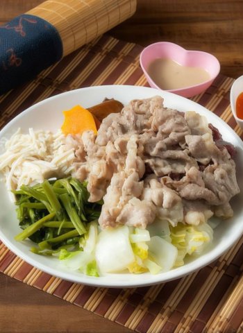 新莊人氣低負擔餐盒 以原型食材為核心 打造無負擔的便當選擇