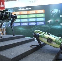 廢塑轉輕油、AI助攻 經濟部展雙軌轉型