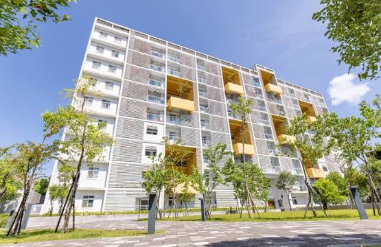 社會住宅政策引爭議　盧秀燕指中央社宅13萬戶縮至3萬戶、籲維持原計畫落實居住正義
