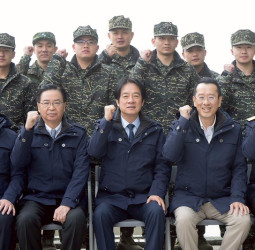 賴清德總統勗勉海軍小雪山雷達站　呼籲朝野共同支持國軍、強化裝備與戰力
